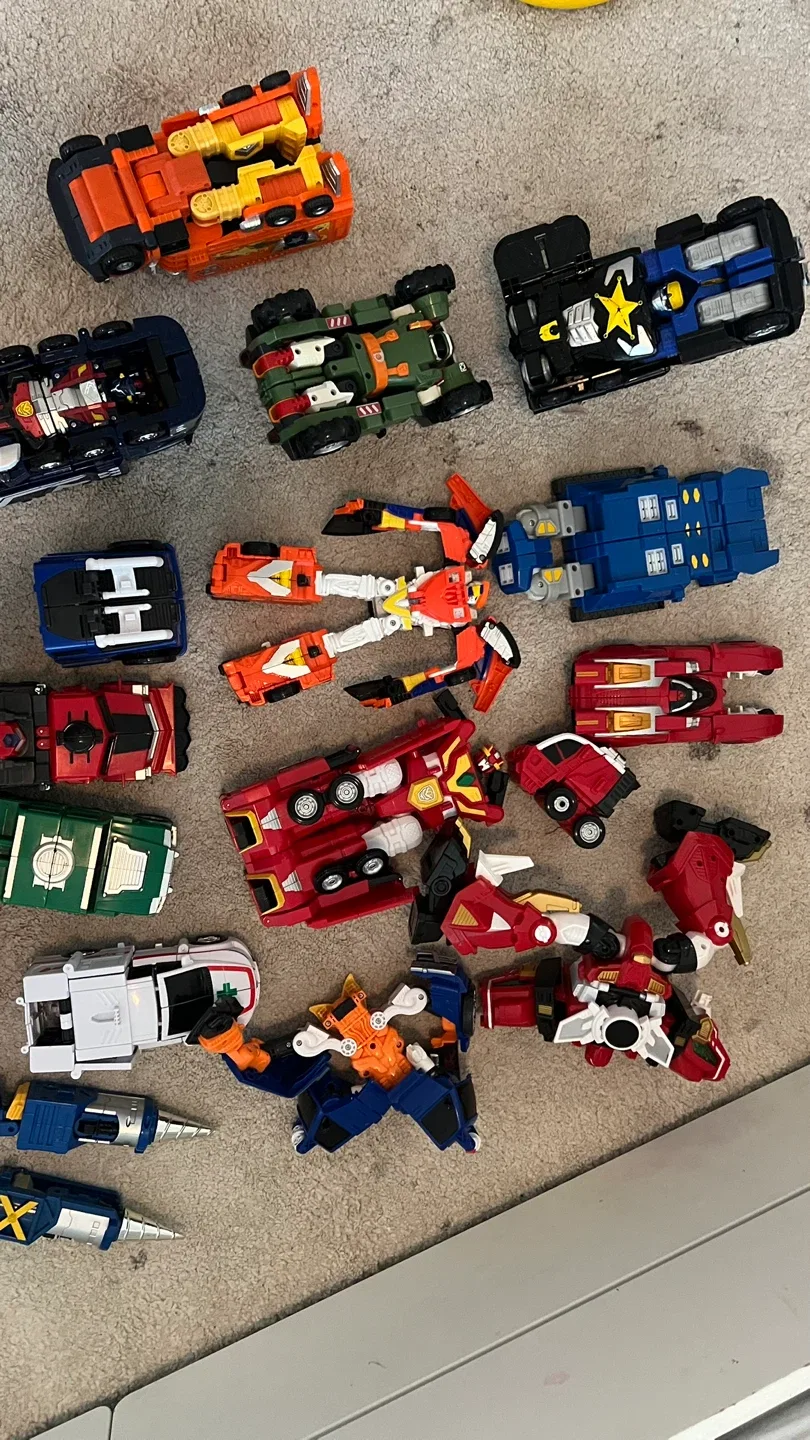 Transformer Robot Lot - Assorted image indicator(2)