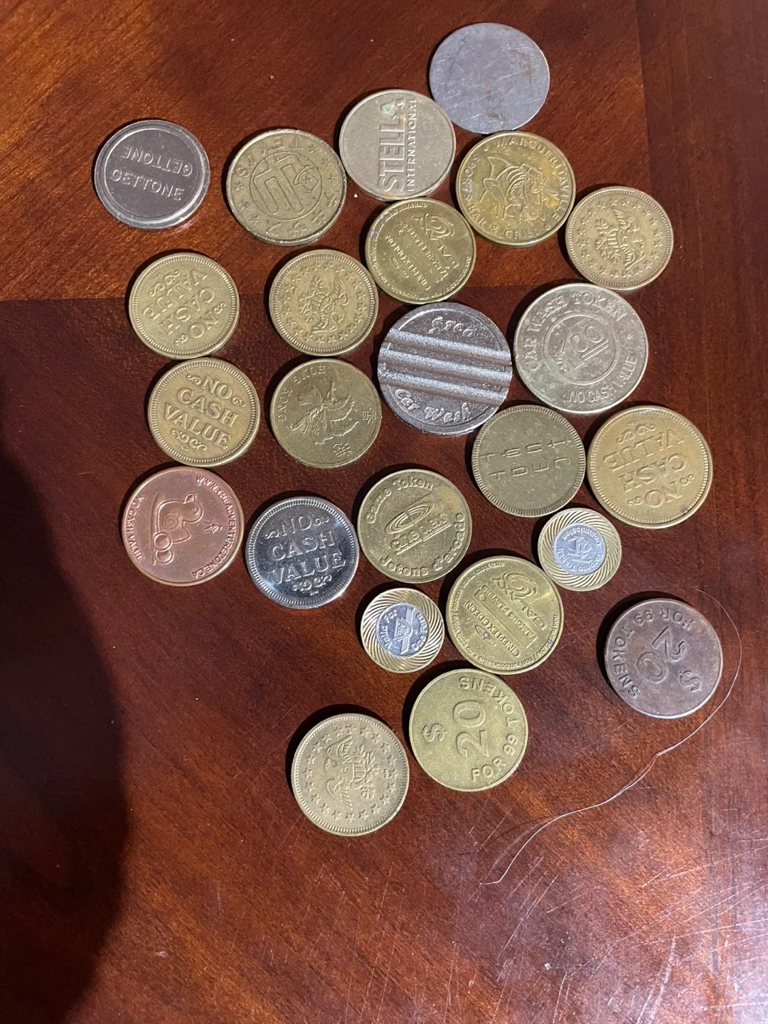 Token and football coins image indicator(2)