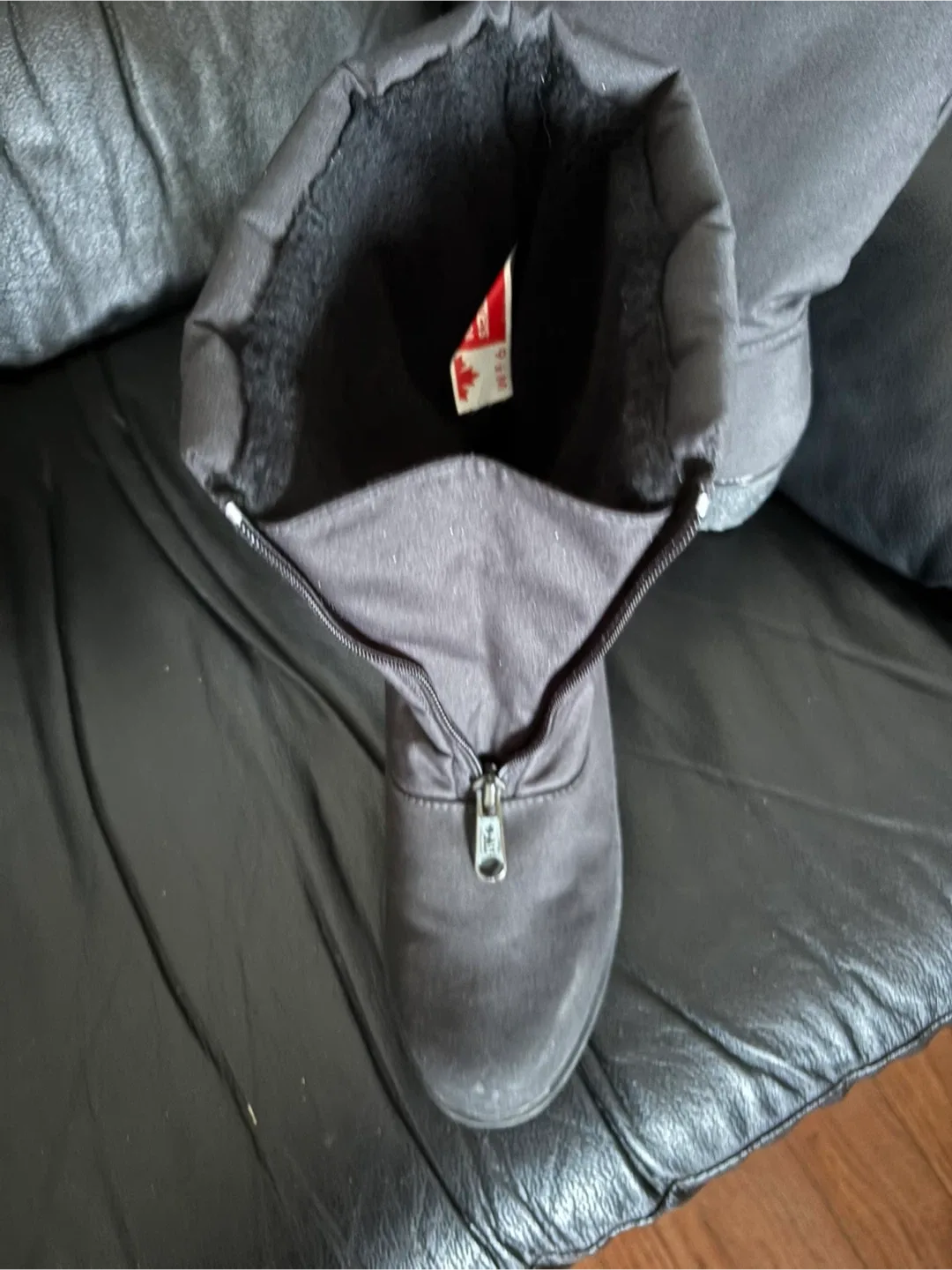 Toe Warmers Boots - Size 9 1/2 M image indicator(2)