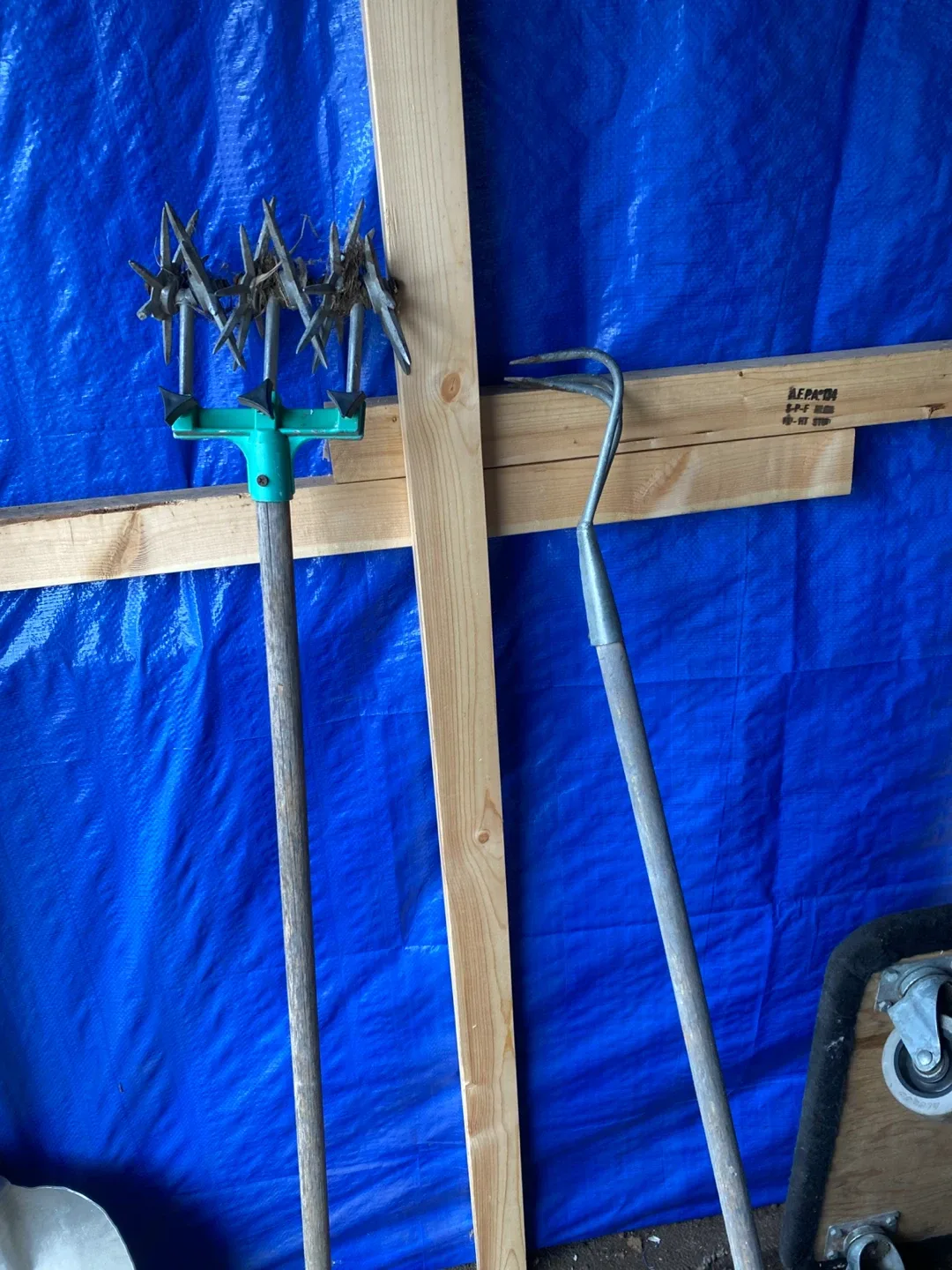 Cultivator and 3-prong hoe thumbnail