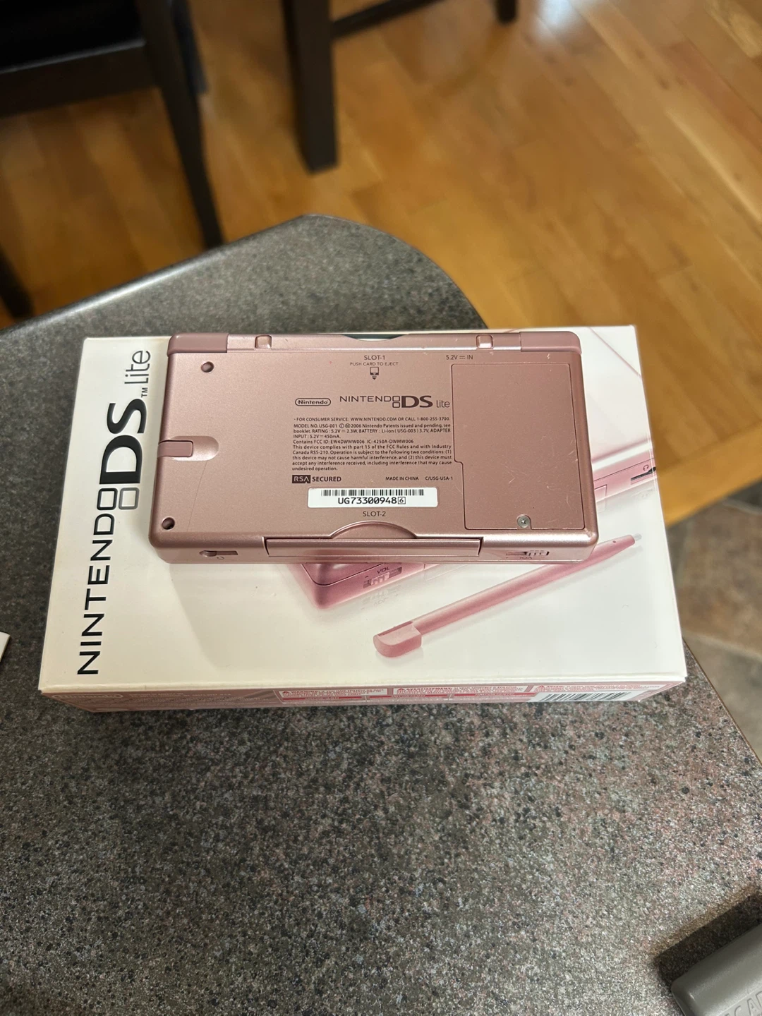 Metallic Rose Nintendo DS Lite & 7-Games (Complete) - photo 3