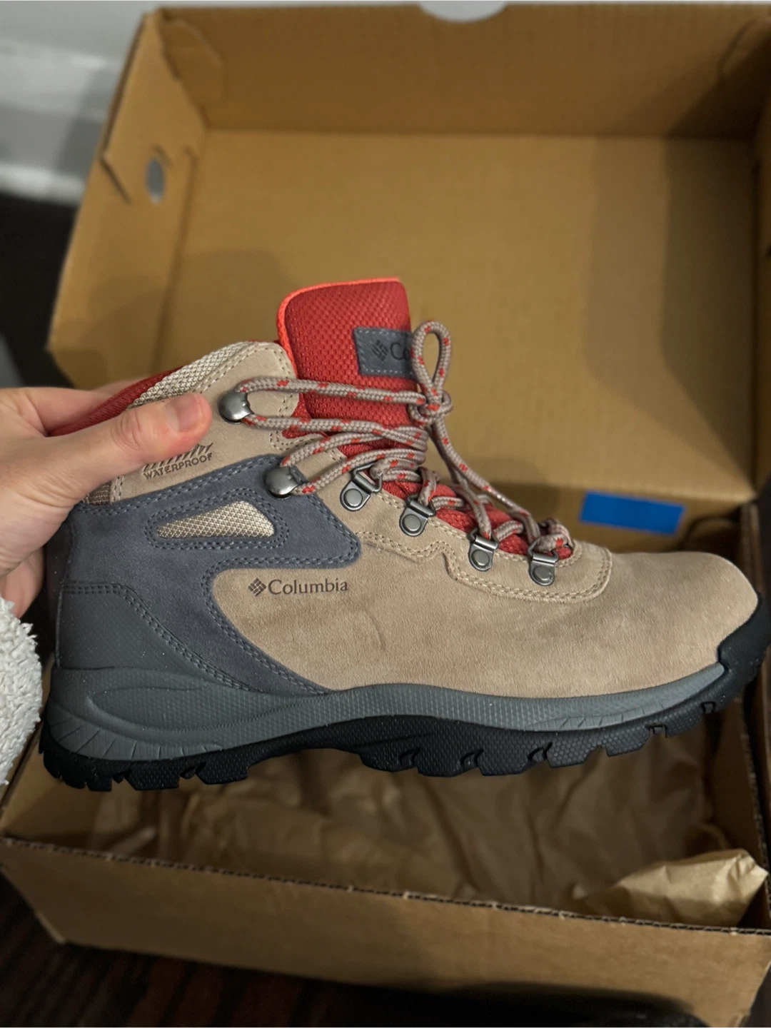 Columbia Newton Ridge Plus Waterproof Hiking Boots