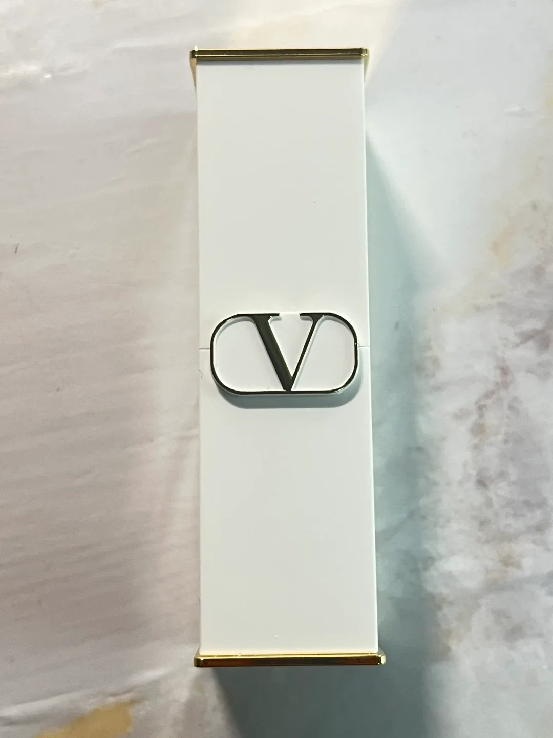 Valentino Lipstick  Limited Edition 111A Underdressed Velvet image indicator(2)