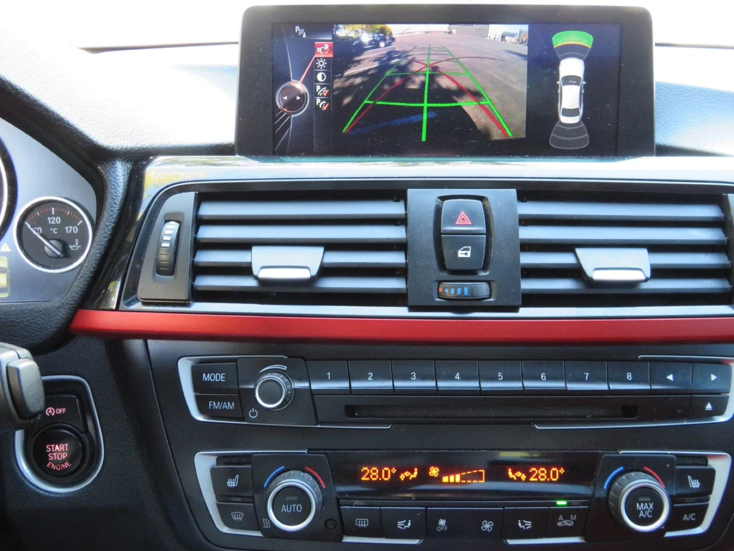 2015 BMW 328i xDrive Sedan - Black image indicator(8)