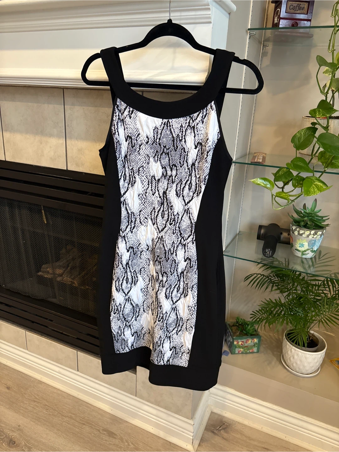 Joseph Ribkoff Snakeskin Dress - Size 10 - photo 3