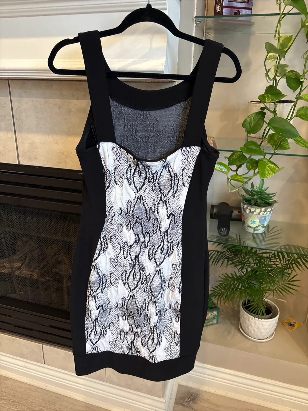 Joseph Ribkoff Snakeskin Dress - Size 10 image indicator(2)