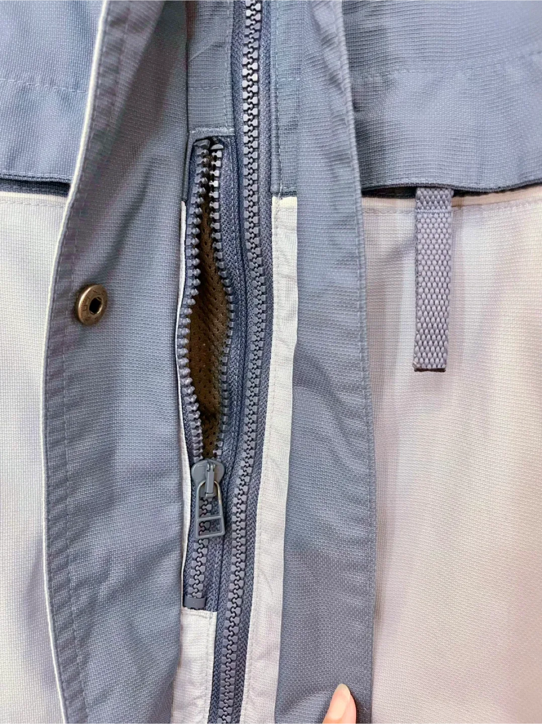 Brand New Women’s Helly Hansen Winter Jacket image indicator(5)