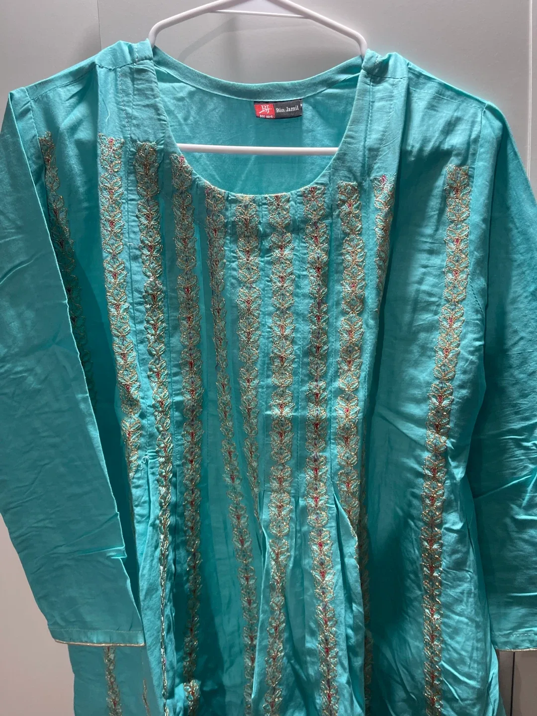 Ladies' Blue Embroidered Kurti Set image indicator(3)