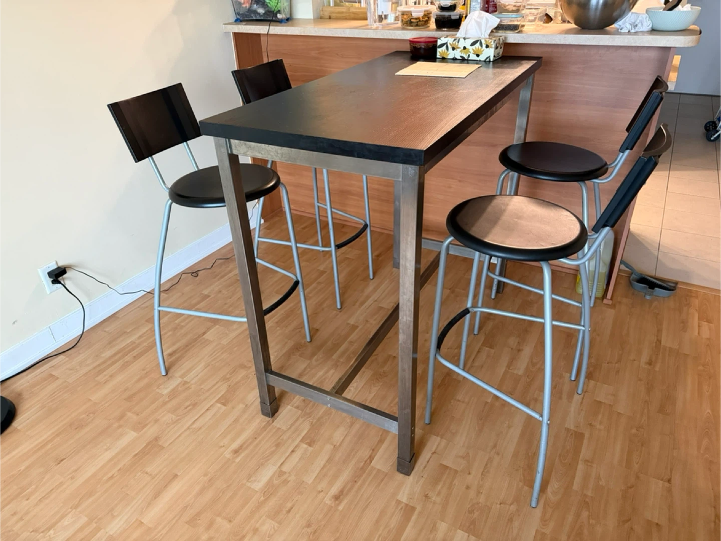 Dining table/ Bar table with 4 chairs - photo 4