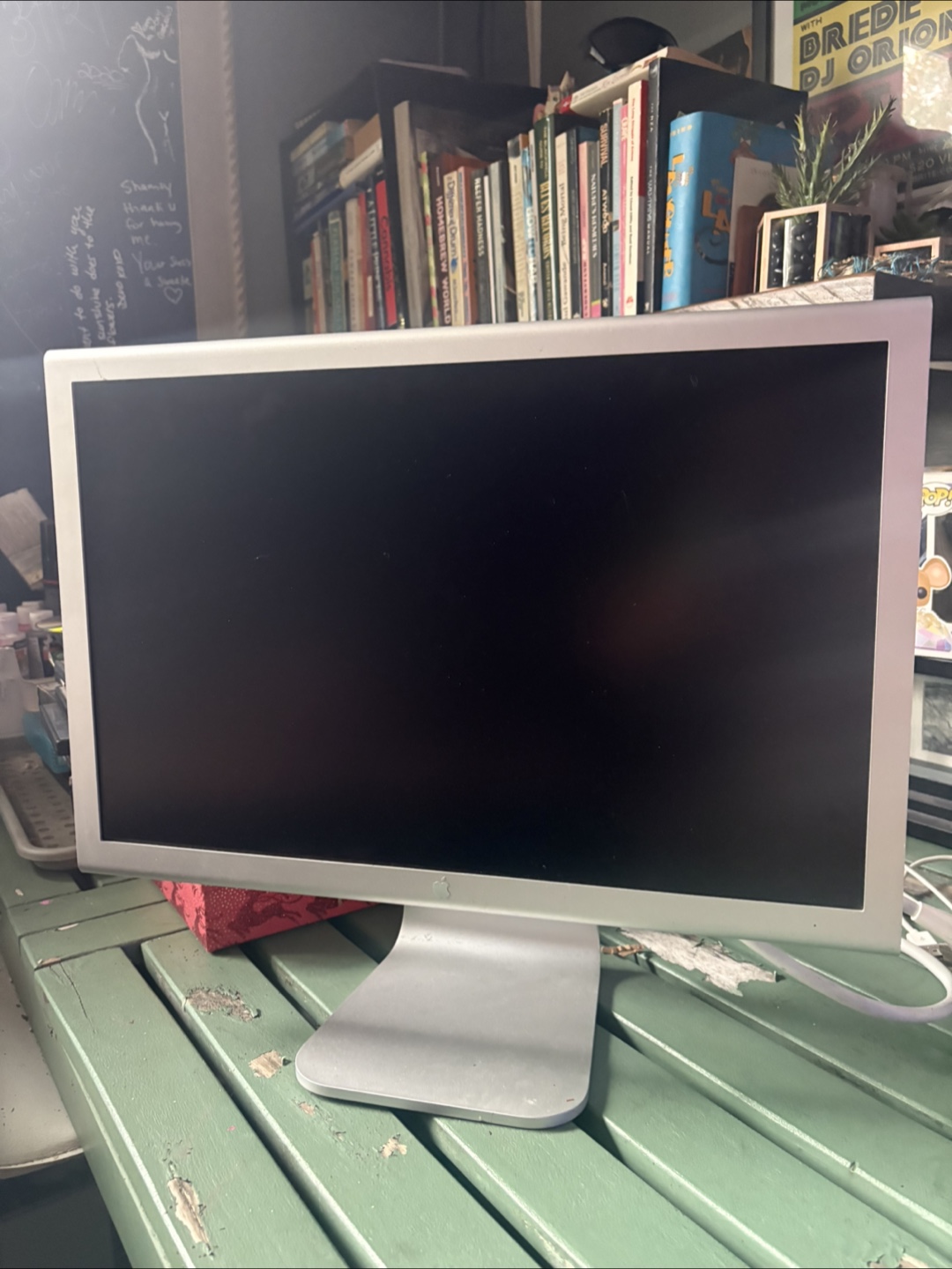 Apple Cinema Display 20-inch