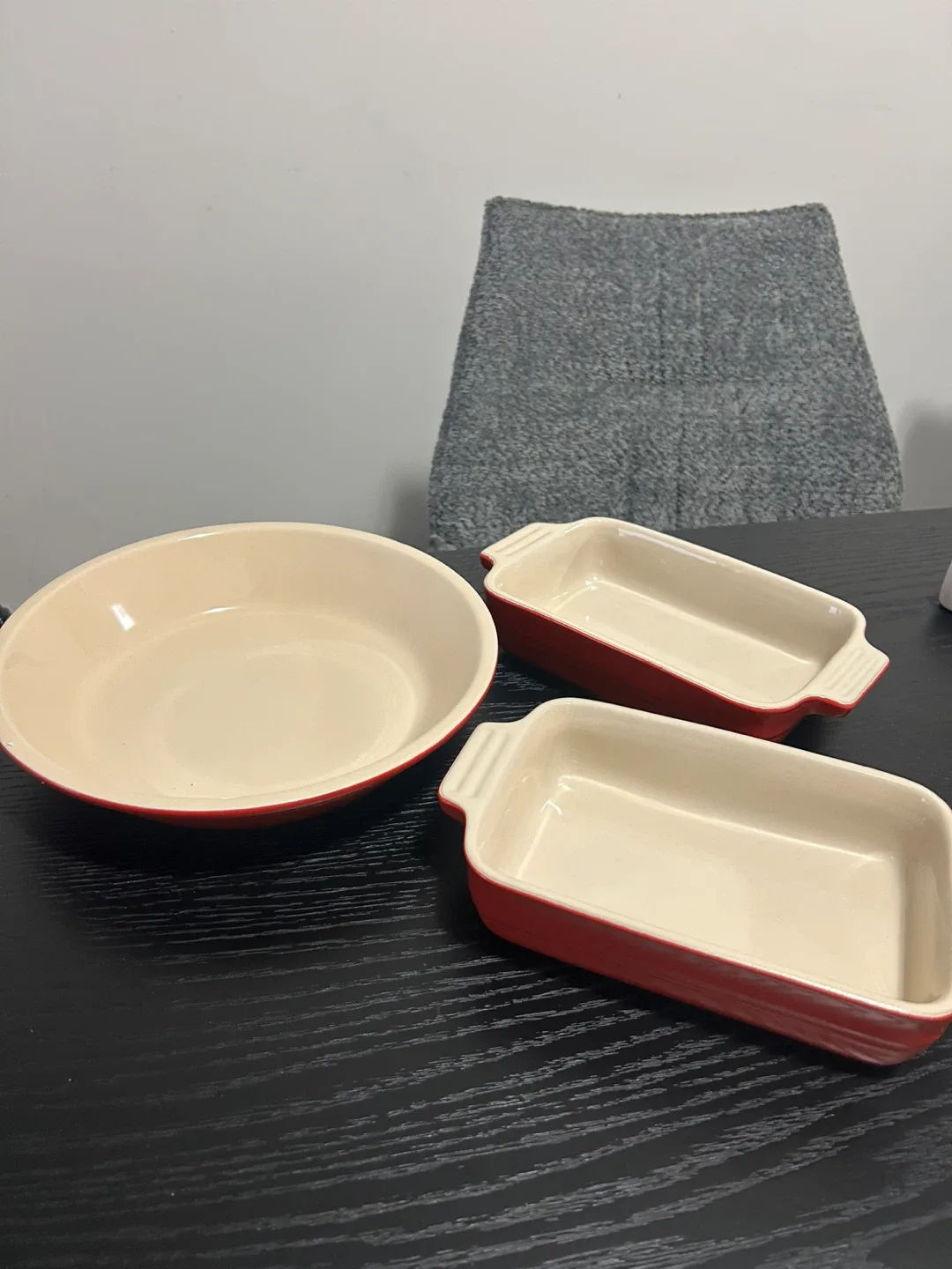 Le Creuset new red casserole dish set -  value of 195$+tax thumbnail