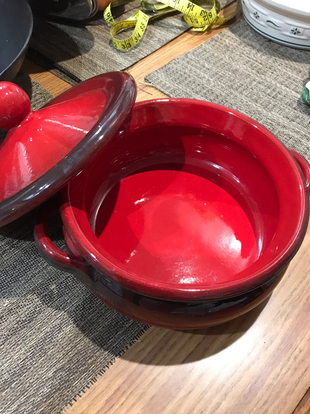 Red Casserole Dish with Lid - De Silva Italian Pottery - photo 2