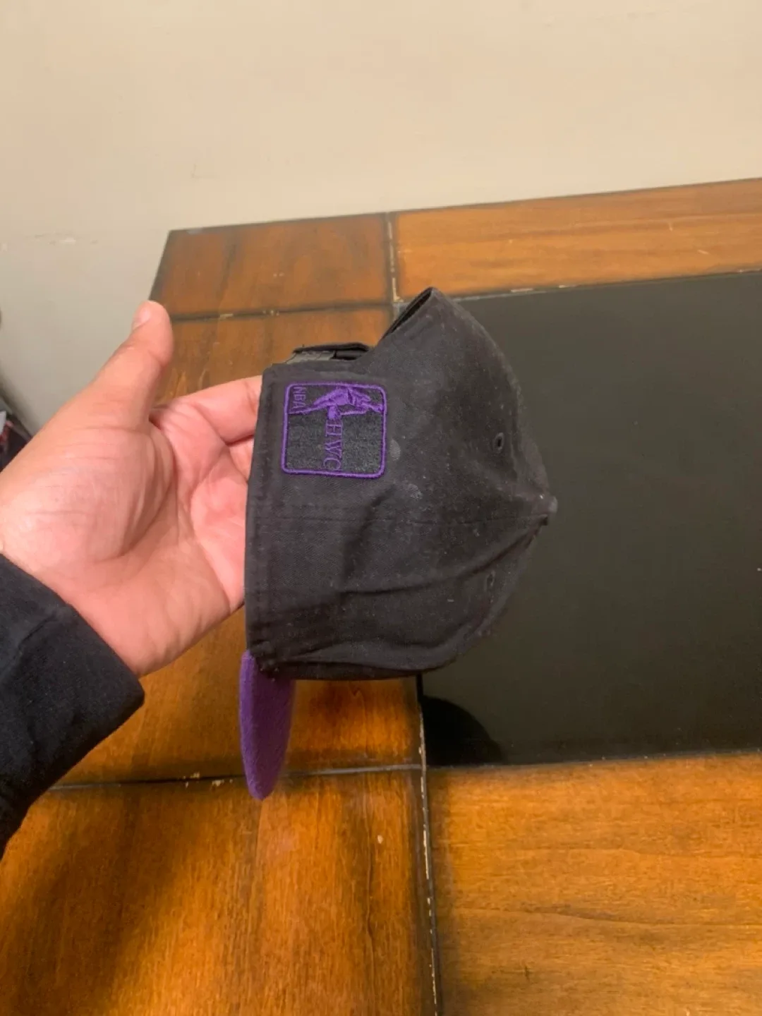 Toronto Raptors Hat - Black and Purple image indicator(2)