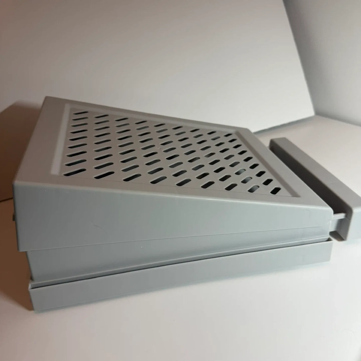 Adjustable Height Cat Litter Box Ramp Catch Tray image indicator(3)