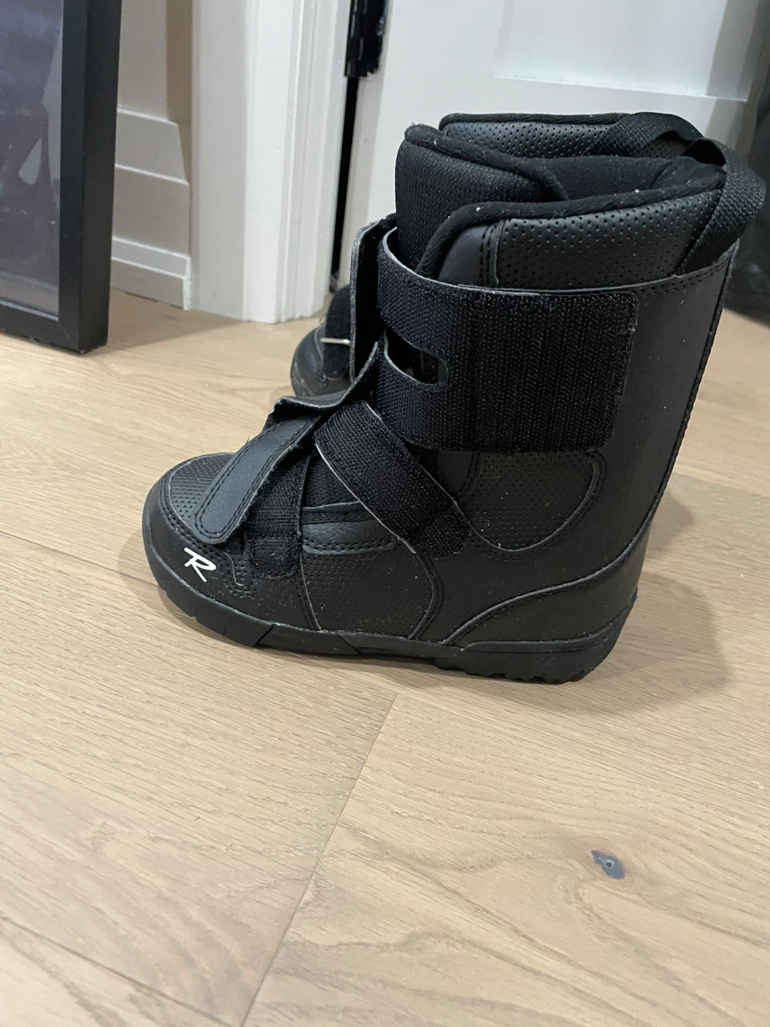 Ride Snowboard Boots - Size 3