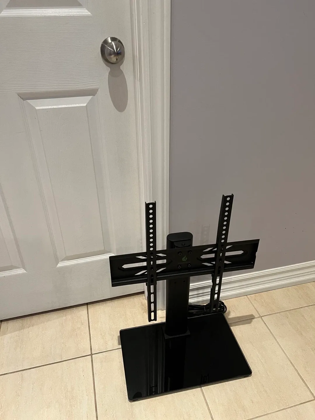 Greenstell Universal TV Stand with Mount image indicator(2)