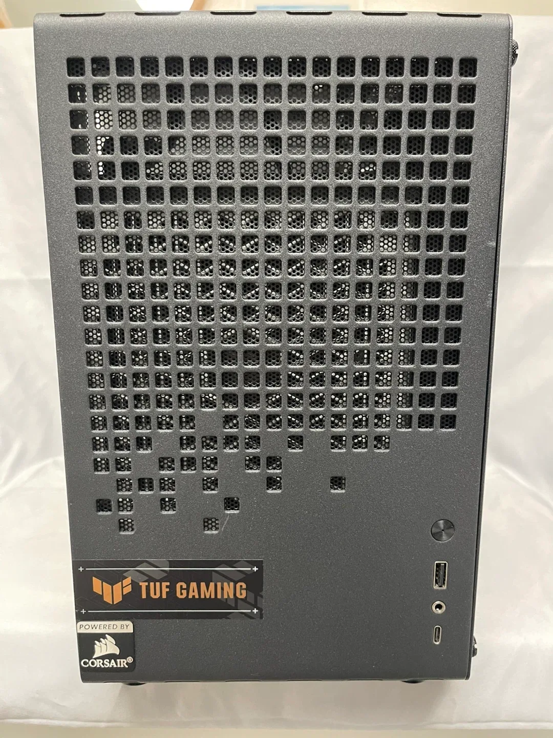 TUF B760M, 4070, 19 12900K, 1TB SSD thumbnail