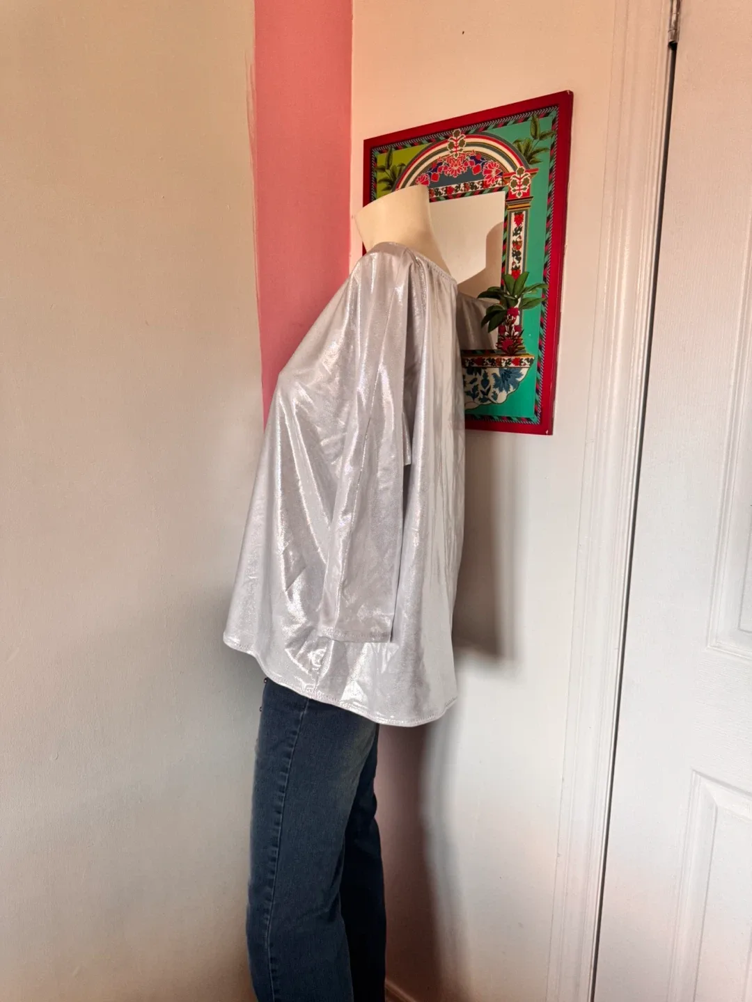 Silver White Women’s Top image indicator(4)