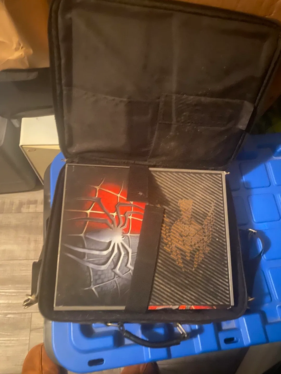 2 Xbox Ones image indicator(2)