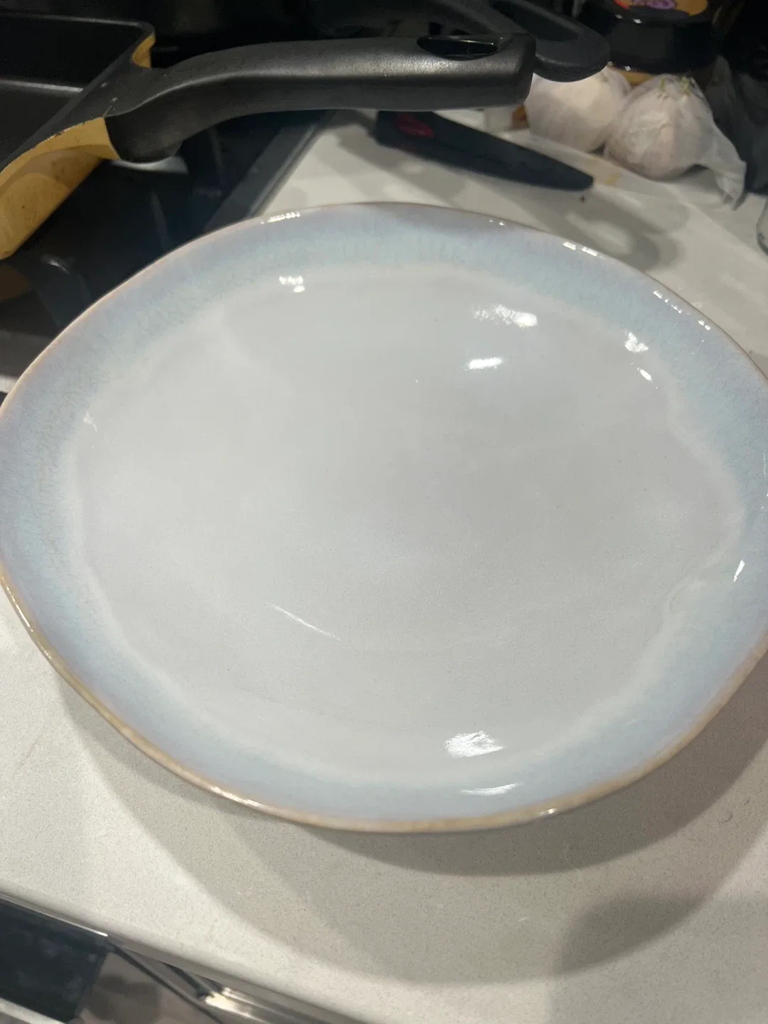 Set of 4 Pottery Dinner Plates image indicator(5)