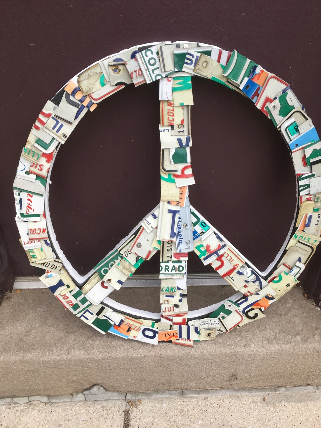 Peace Sign Made of License Plates - photo 2
