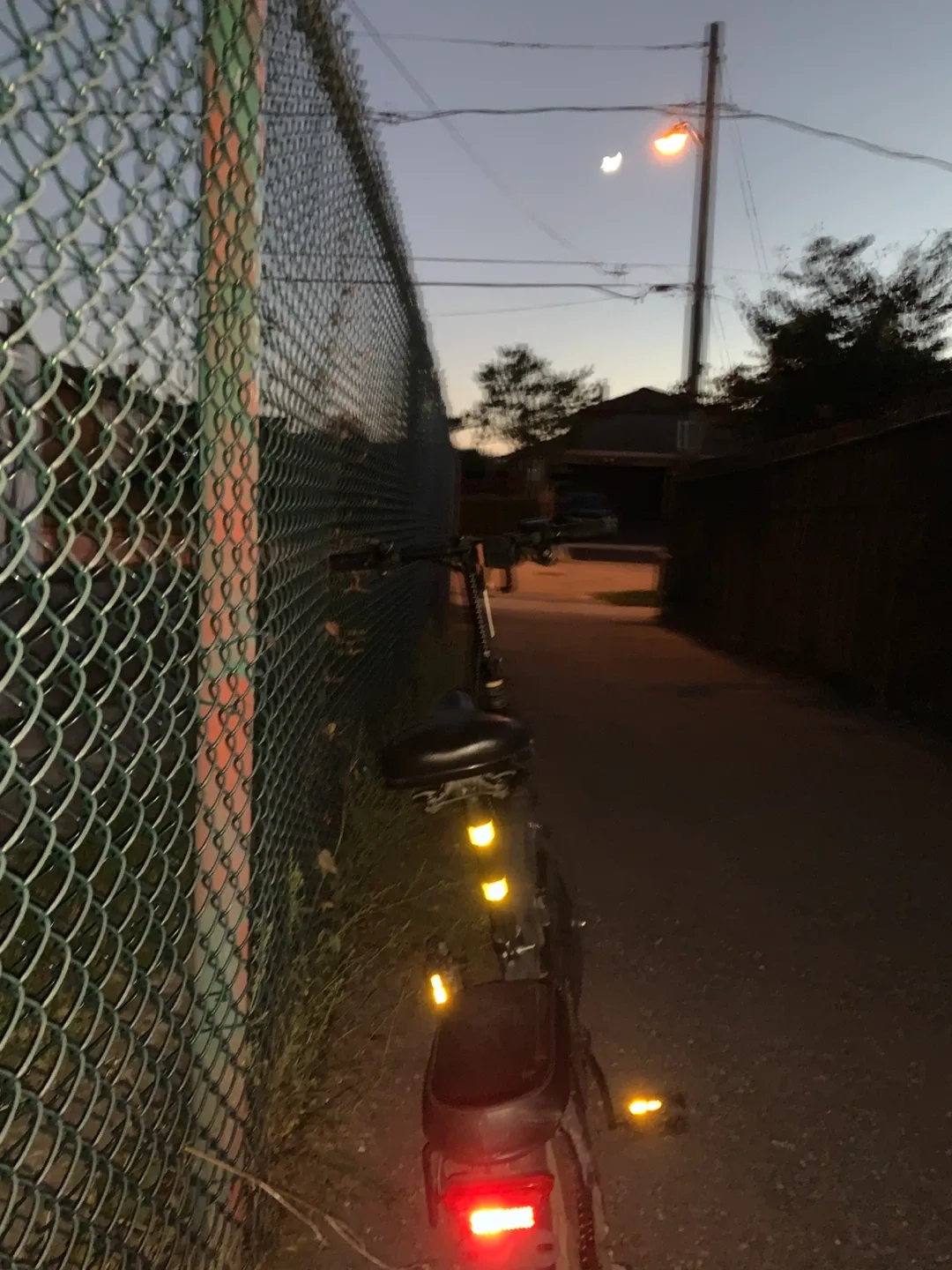 Gyrocopters Whiz Foldable Electric Bike image indicator(3)