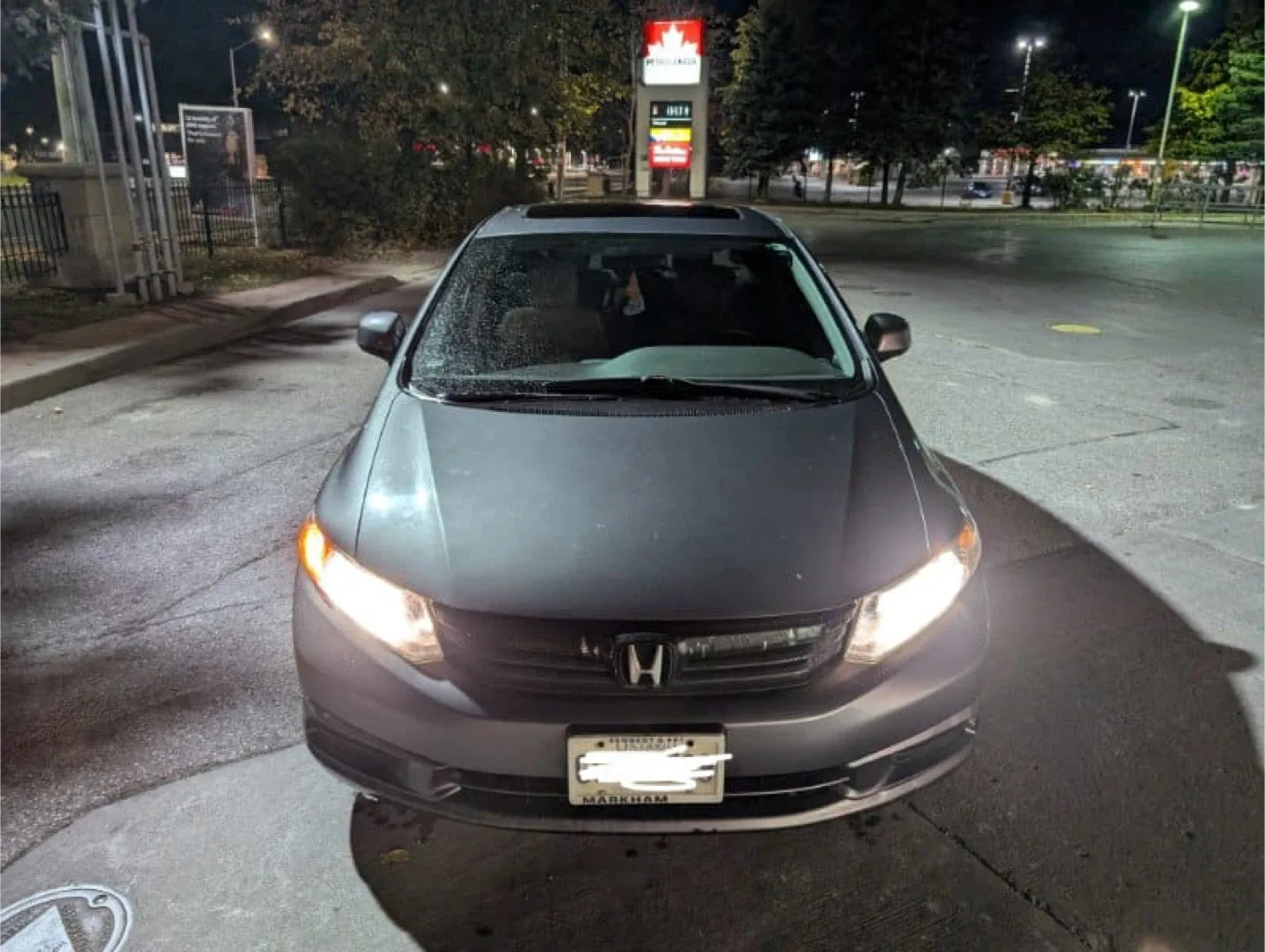 Honda Civic - Grey Sedan image indicator(3)