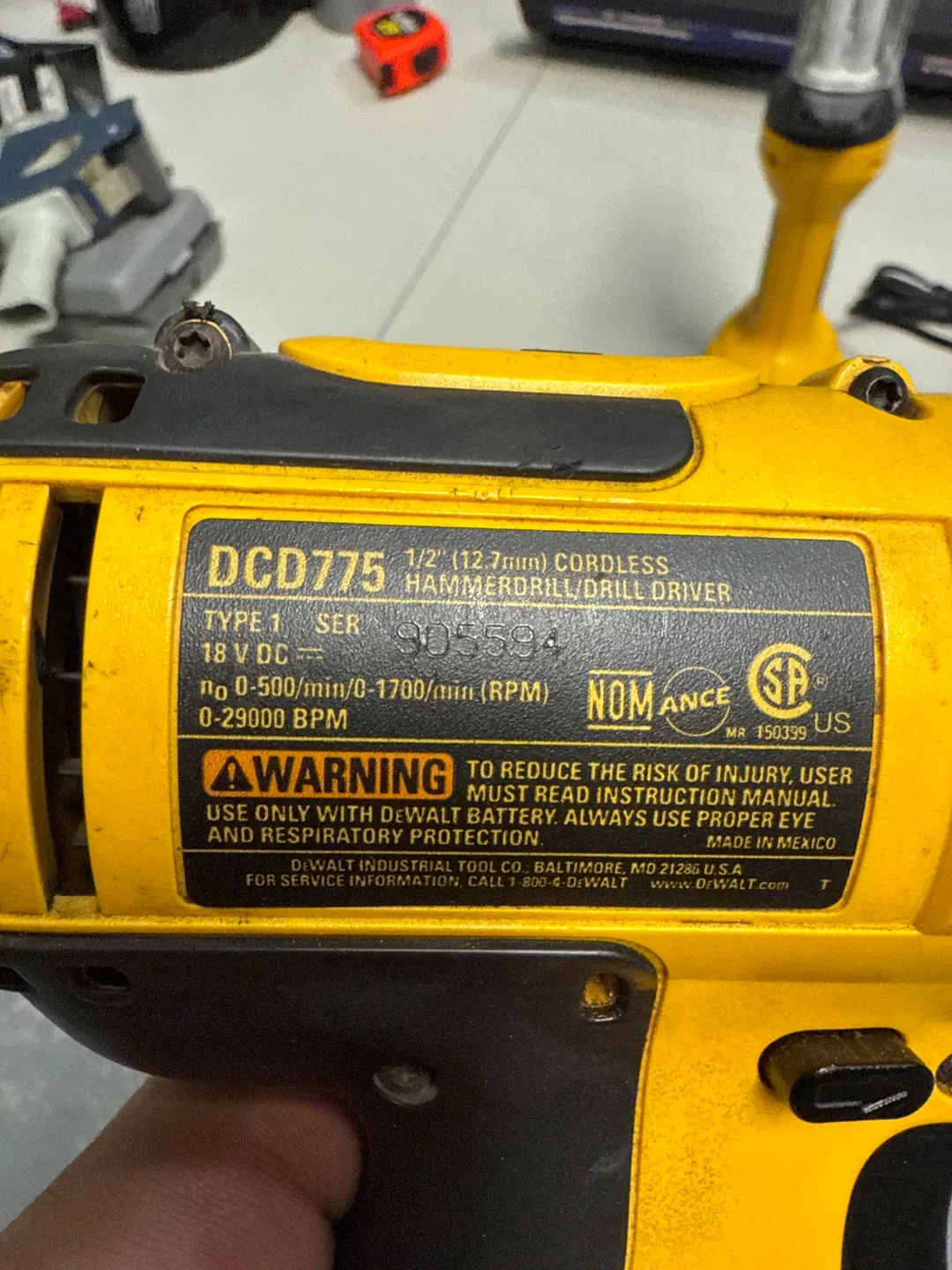 DeWalt DCD775 Cordless Hammer Drill & DC527 Area Light image indicator(3)