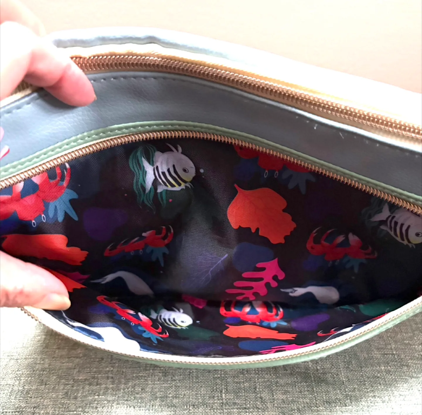 Mermaid 🧜‍♀️ Under the Sea Waist Bag - Brand New image indicator(4)