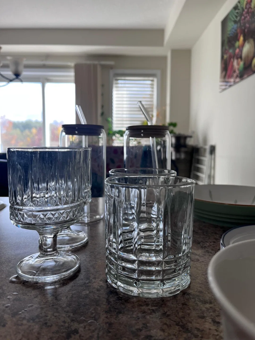 Glass ,plates and bowls image indicator(4)