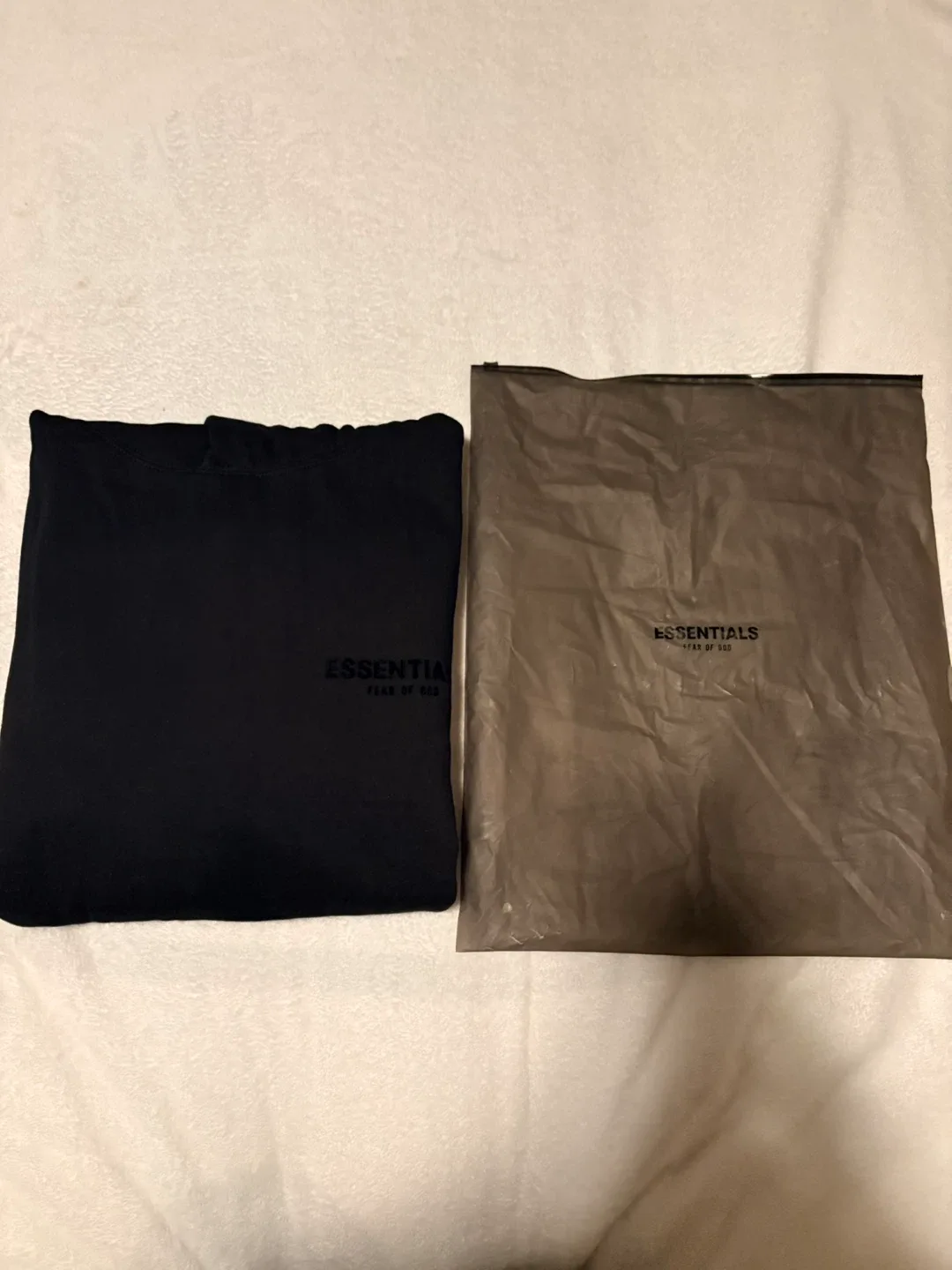 Essentials Fear of God Hoodie image indicator(3)