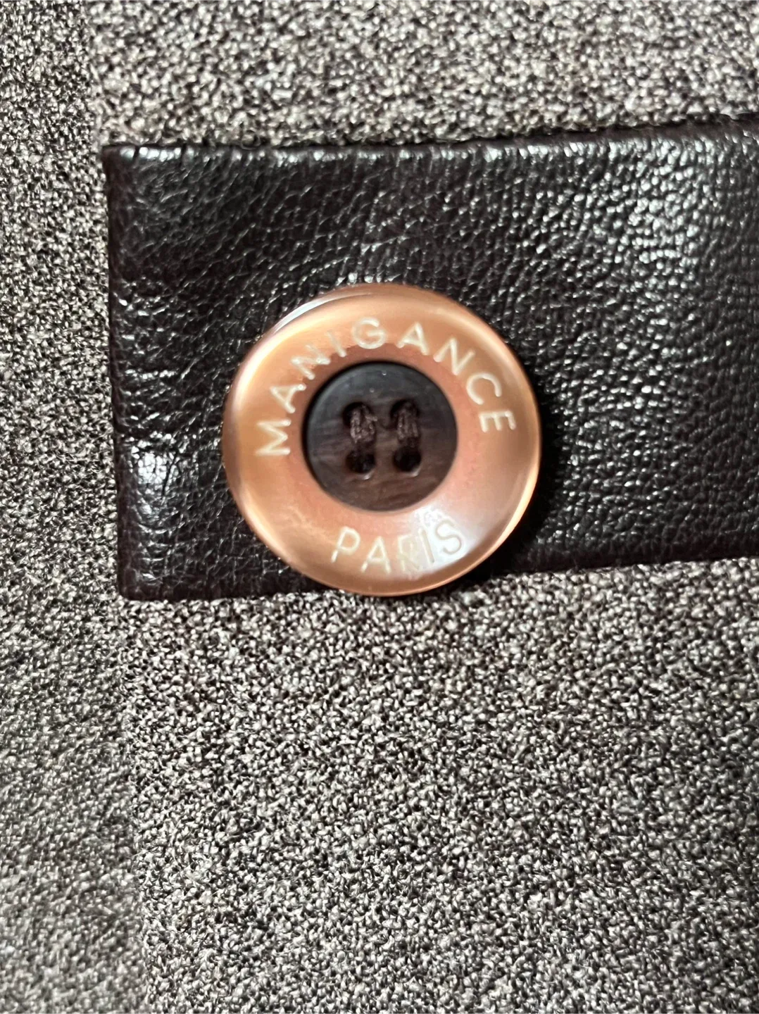 Maniganse Paris Brown jacket suit Size S image indicator(8)