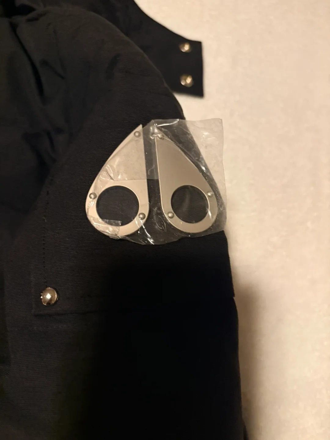 Moose Knuckles Black Down puffer Jacket image indicator(4)