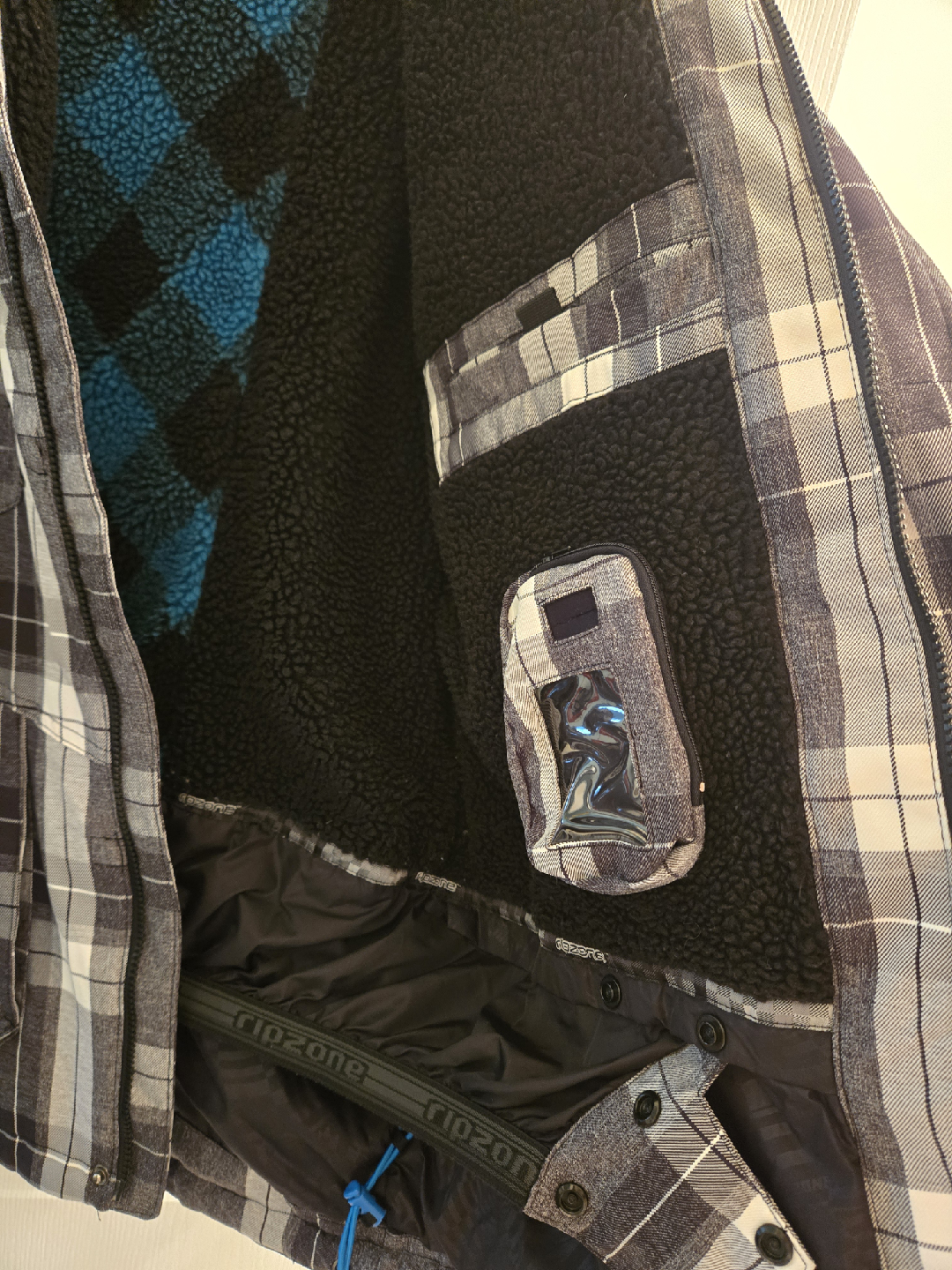 Boys Winter Jacket XL - photo 4