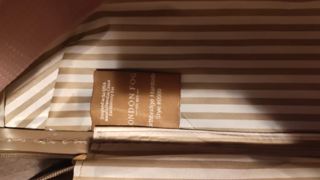 London Fog Northbridge Hardside Spinner Luggage image indicator(5)