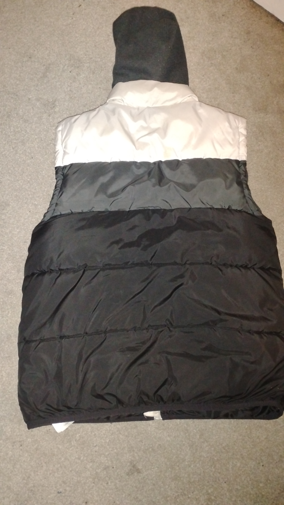 Converse Puffer Jacket XL - Like New! - photo 4