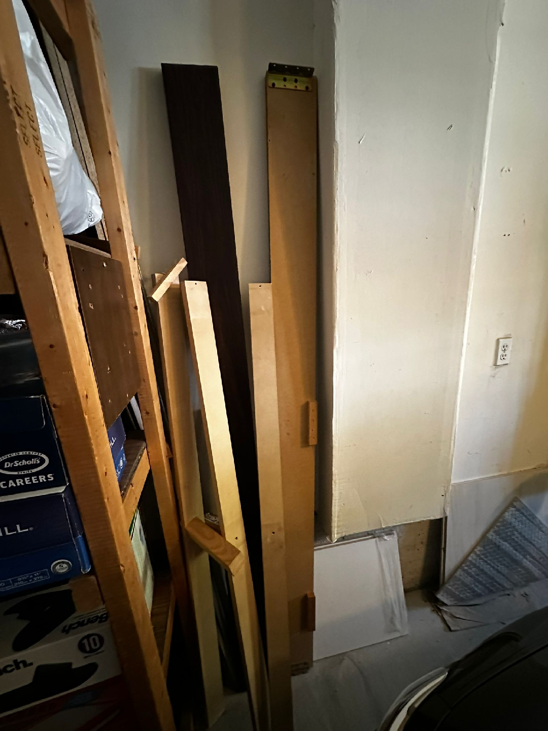 Dark Wood Queen Bed Frame - photo 3