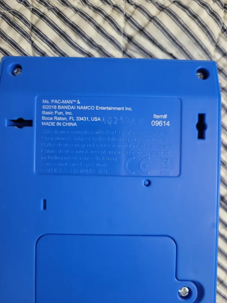 Ms. Pac-Man Mini Arcade Game by Basic Fun image indicator(2)