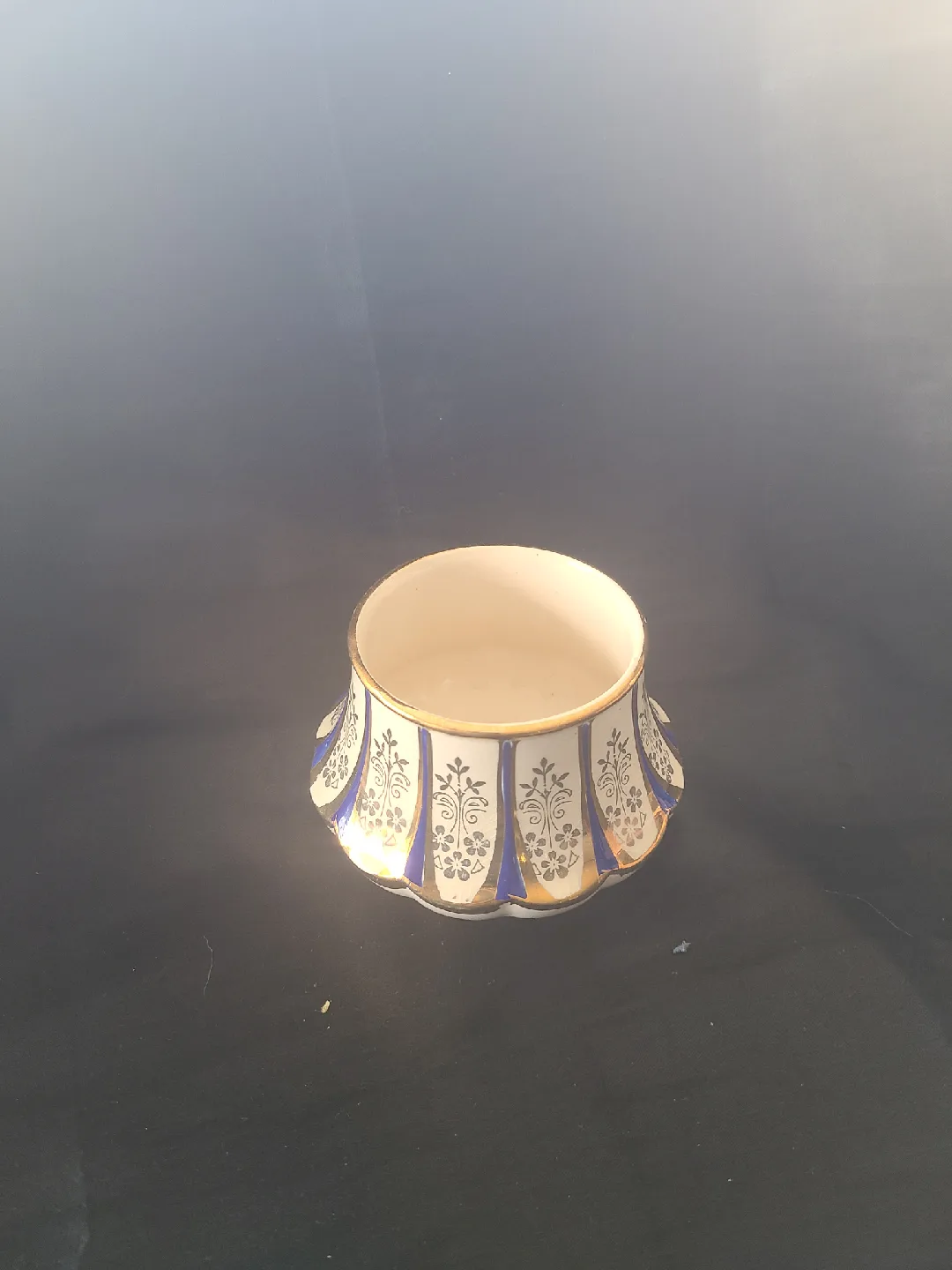 Vintage Sadler Teapot and Creamer Set image indicator(3)