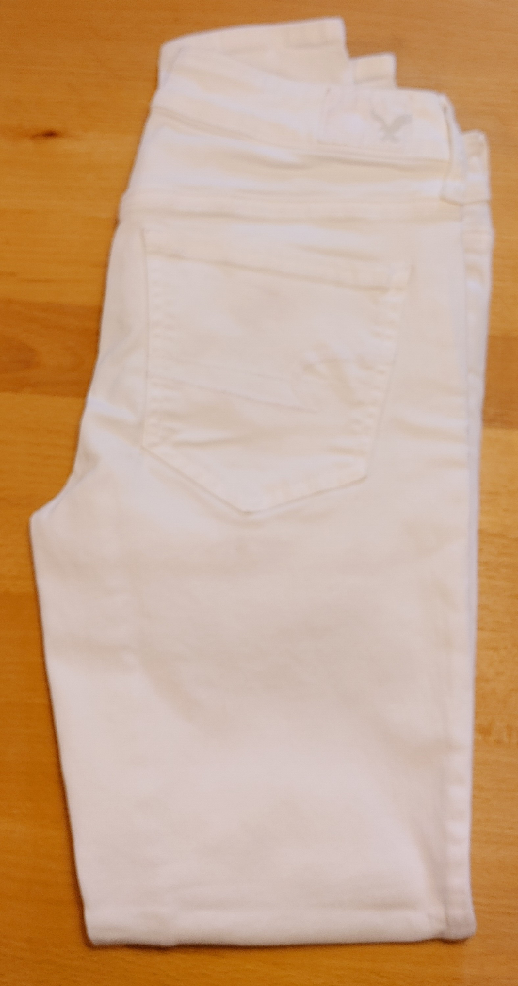 American Eagle White Jeans - Size 4