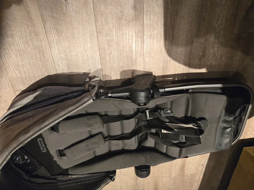 Peg Perego Ypsi Seat - Grey + Diapers image indicator(2)