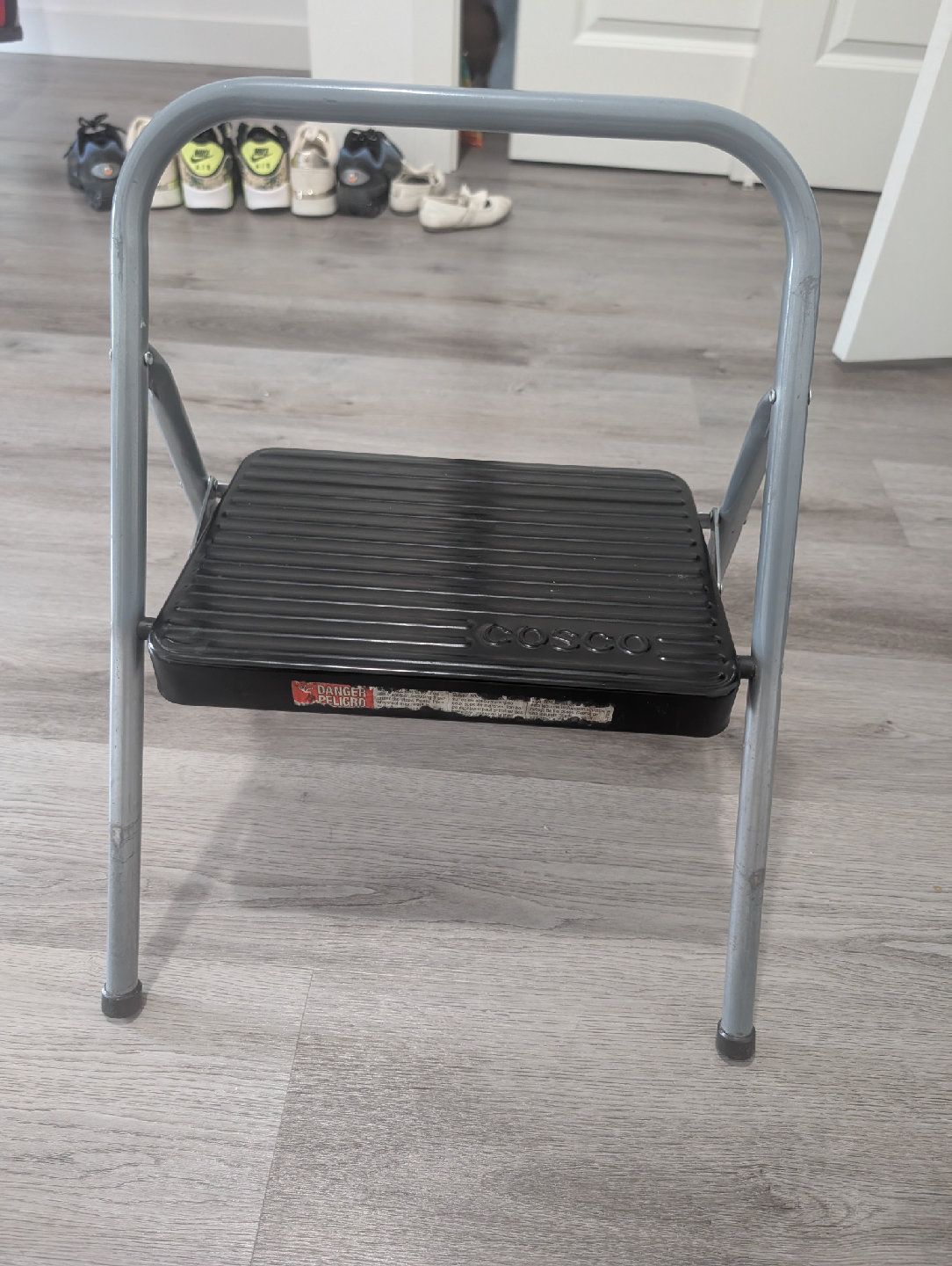 Cosco Step Stool - photo 2