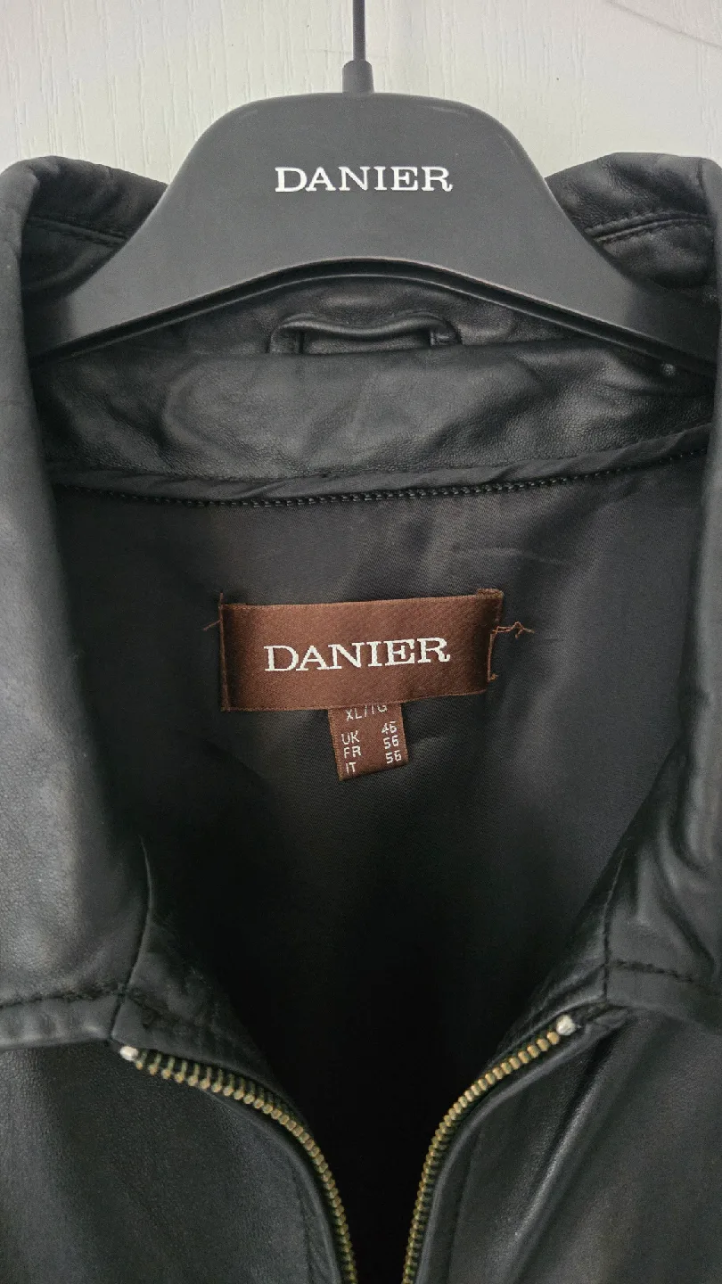 Danier Leather Jacket - XL - Men image indicator(2)