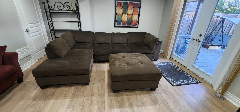 Brown Sectional Couch with Ottoman image indicator(5)