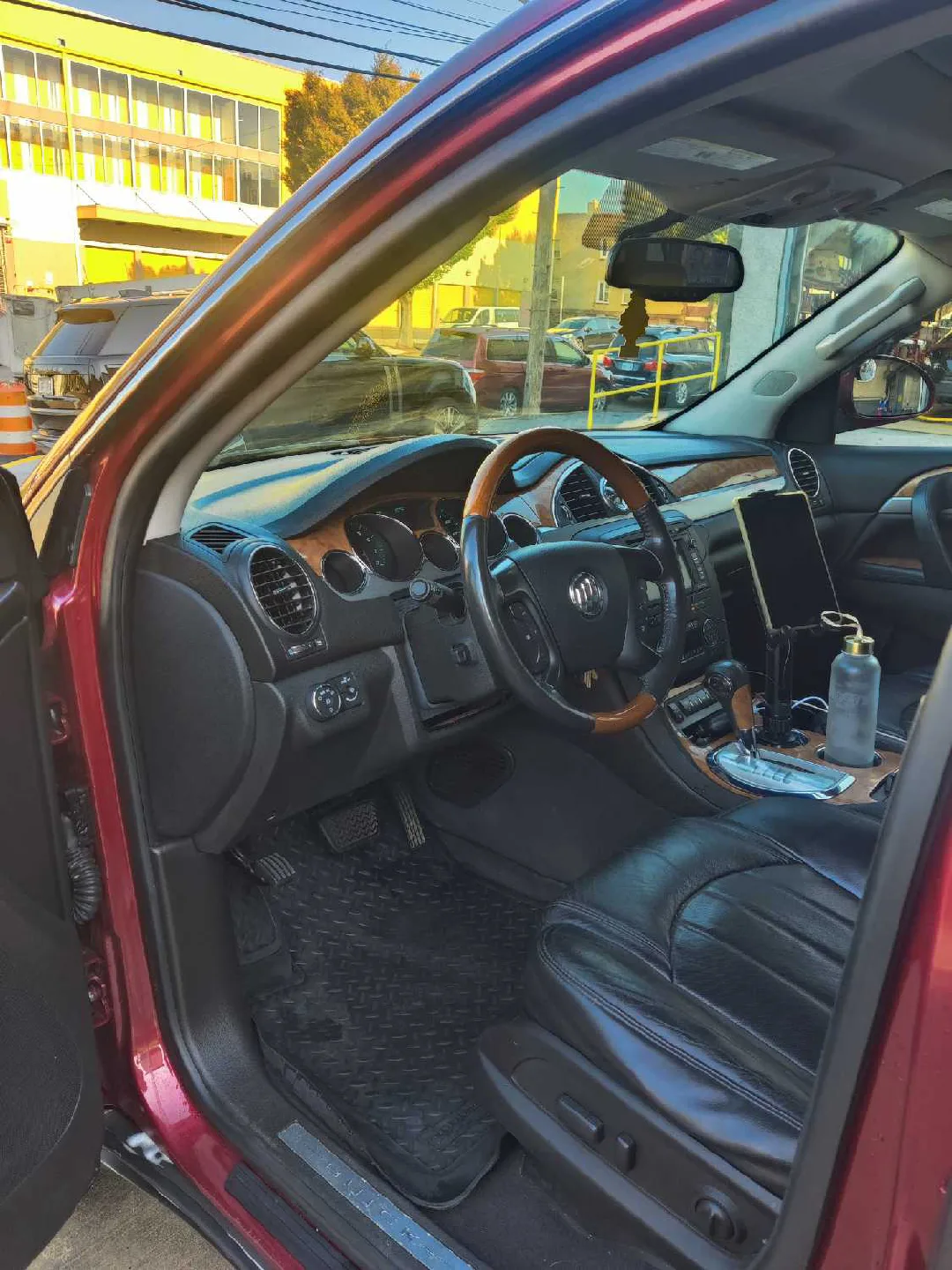 2011 Buick Enclave SUV EXL, image indicator(4)