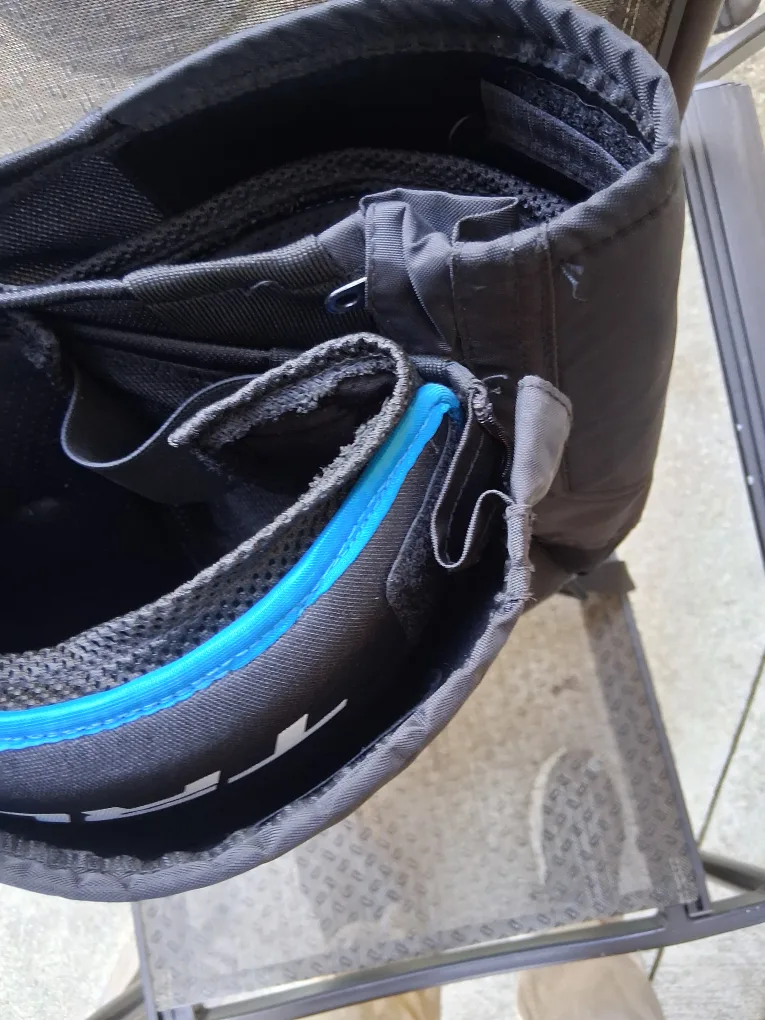 True XC9 Junior Hockey Girdle - Size Large image indicator(6)