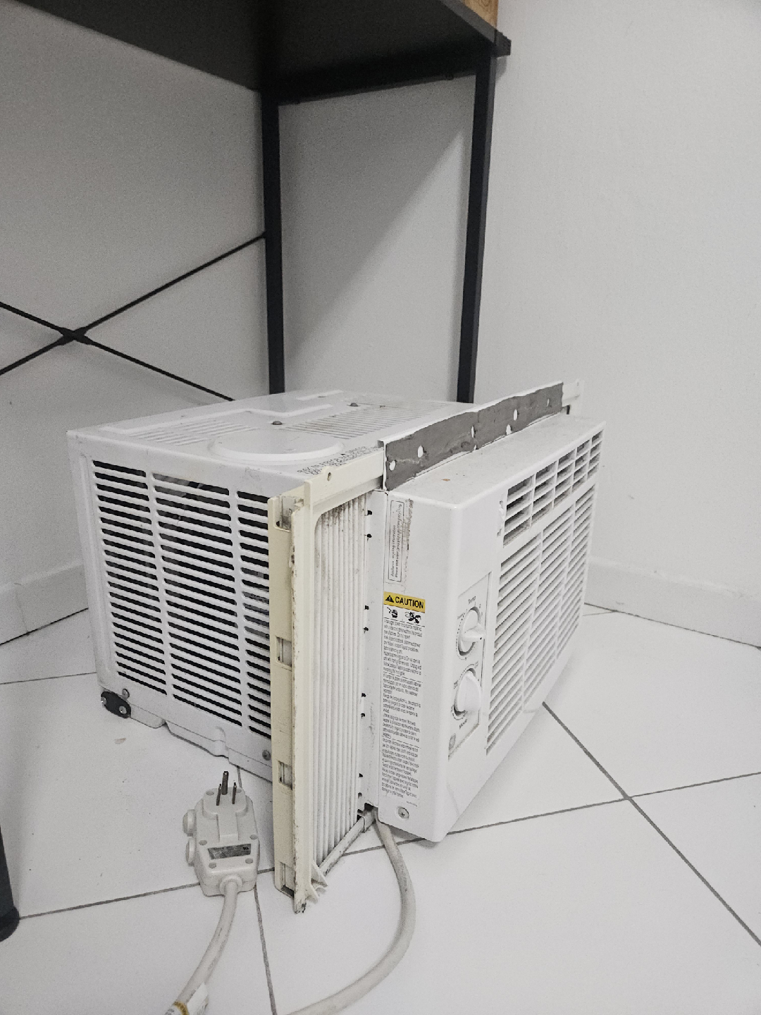 GE Window Air Conditioner - photo 2