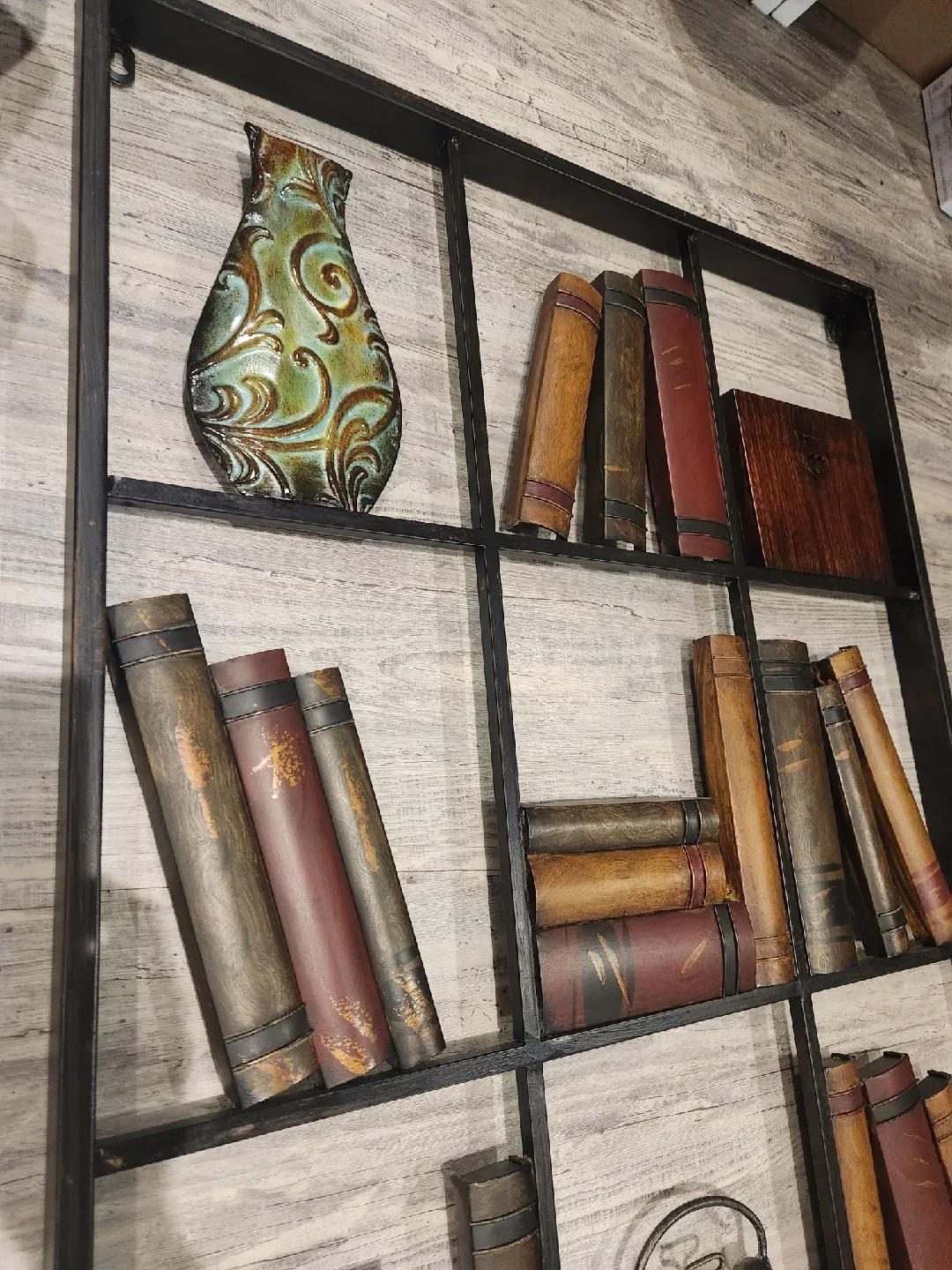 Metal Wall Art image indicator(4)