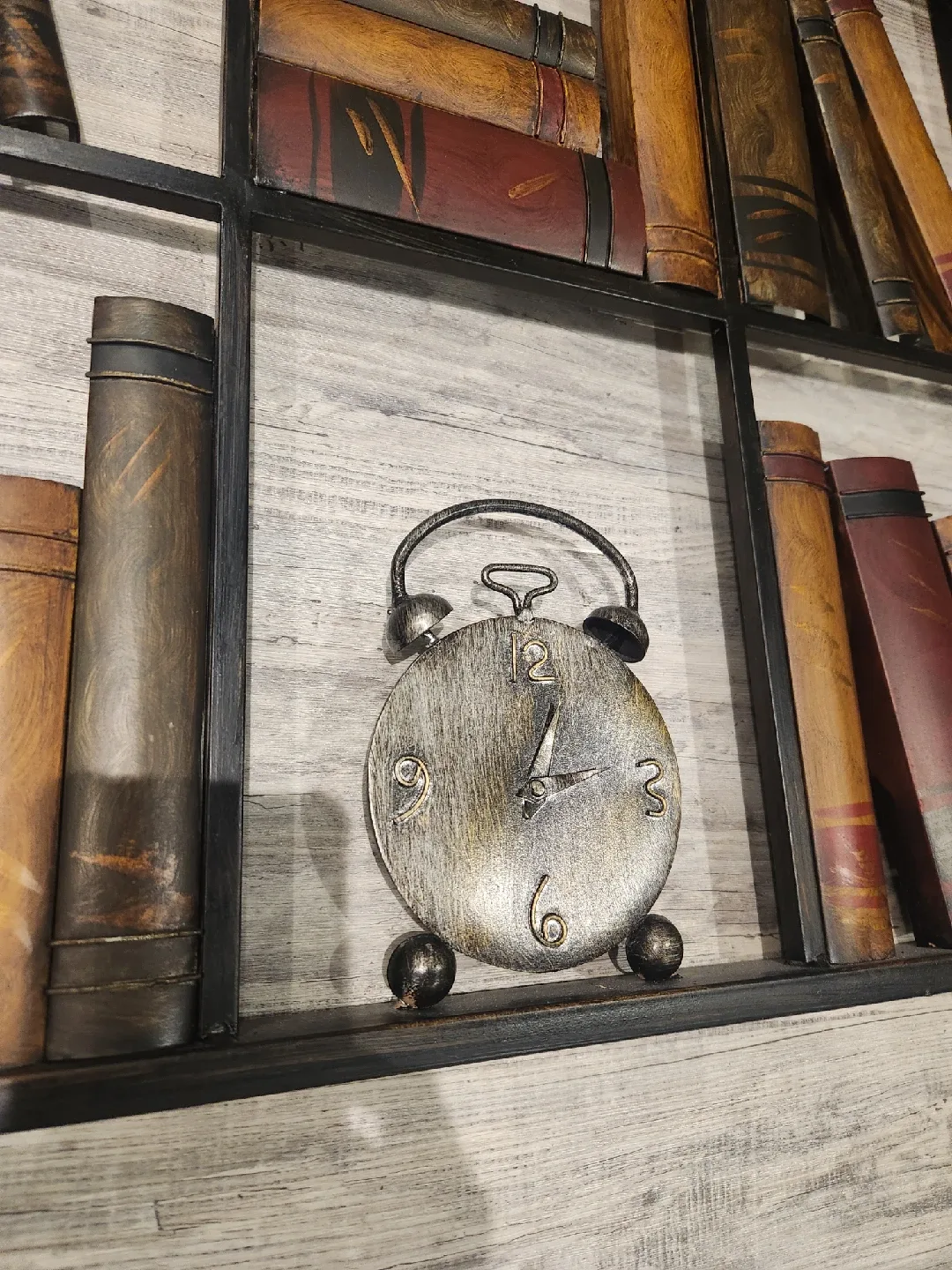 Metal Wall Art image indicator(6)