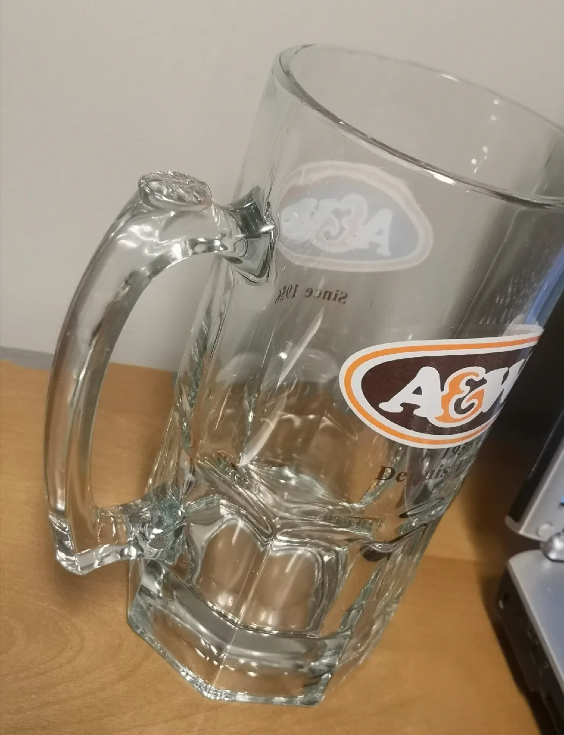 XL 32fl. oz Vintage A&W Glass Mug ~ Bilingual 5th Gen Logo image indicator(3)